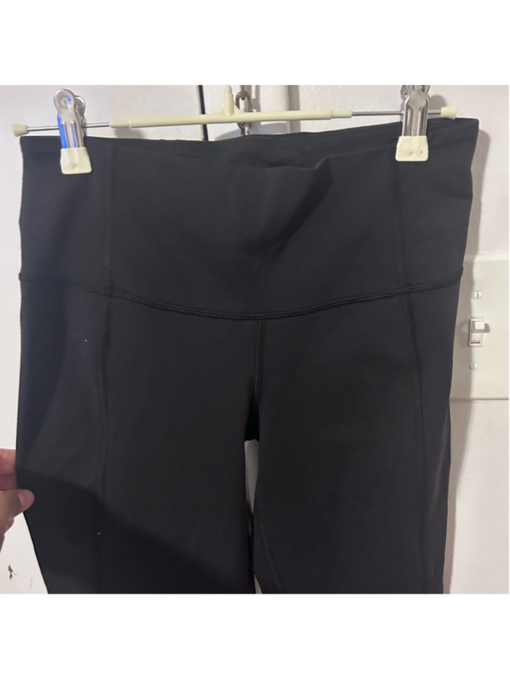 lululemon athletica Black Cropped Leggings - Picture 2 of 5